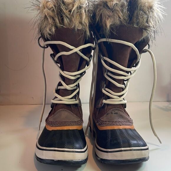 SOREL WOMEN'S JOAN OF ARCTIC - Picture 1 of 8
